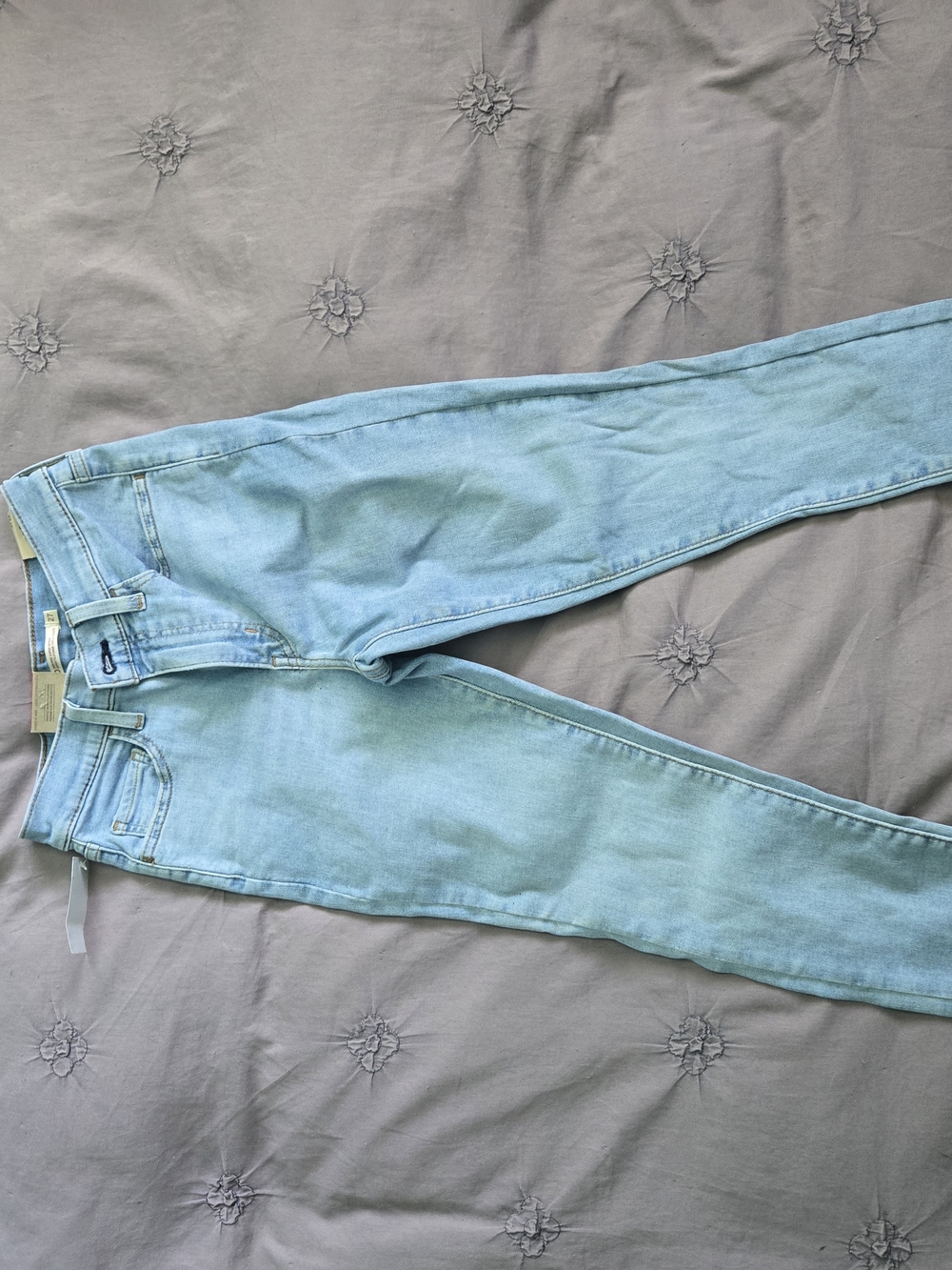 Levi's High Rise Light Blue Jeans